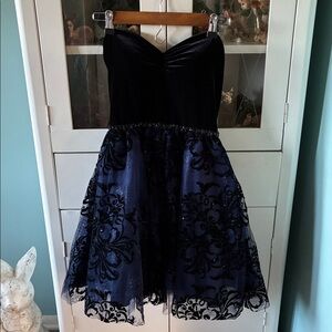 Morilee by Madeline Gardner sz 4 Strapless Dress Open in Back NWT velvety upper